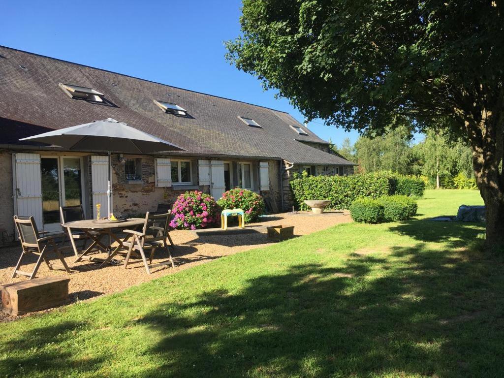 Bed and Breakfast La Veillonnais à Angrie Extérieur photo